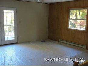 1556 HOLIDAY DRIVE - Photo 3