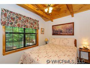 225 Mountain Valley - Photo 17