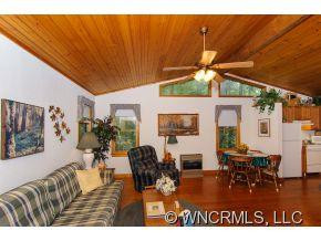 225 Mountain Valley - Photo 3
