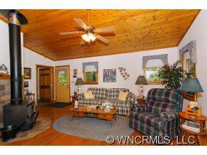 225 Mountain Valley - Photo 4