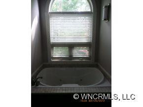 5 Meadowbrook Lane - Photo 9
