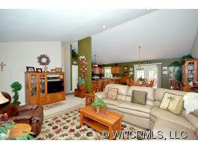 109 Brookside Avenue - Photo 3