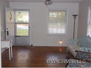 722 9th Avenue W - Photo 11