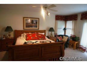 18 Jennifer Lane - Photo 12