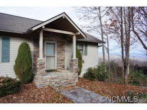 18 Jennifer Lane - Photo 3