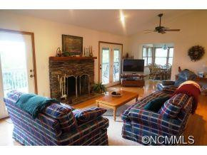 18 Jennifer Lane - Photo 7