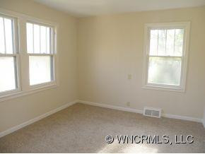 36 Blalock Ave - Photo 9