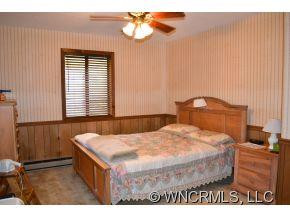 215 Sleepy Hollow Lane - Photo 14