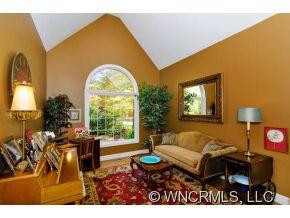 403 Conifer Court - Photo 3