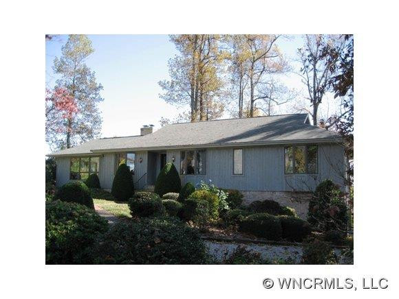 520 Kingcrest Drive