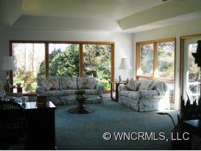 520 Kingcrest Drive - Photo 3