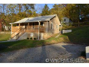 139 South Hill Street - Photo 2