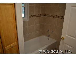 139 South Hill Street - Photo 11