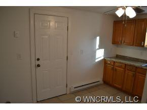 139 South Hill Street - Photo 7