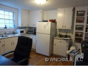 61 N. Andrews Avenue - Photo 4