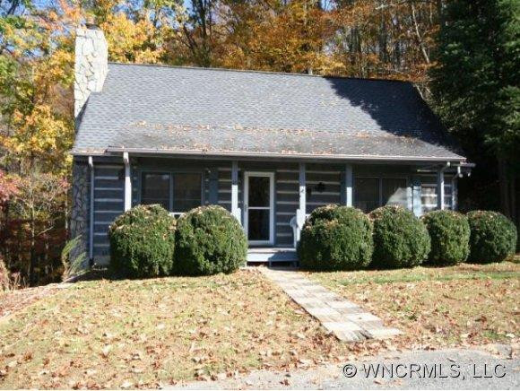 45 LAUREL WAY EAST