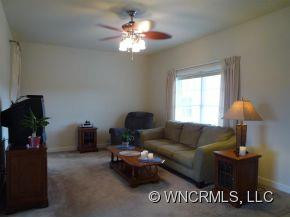 48 Tranquil Ct. - Photo 2