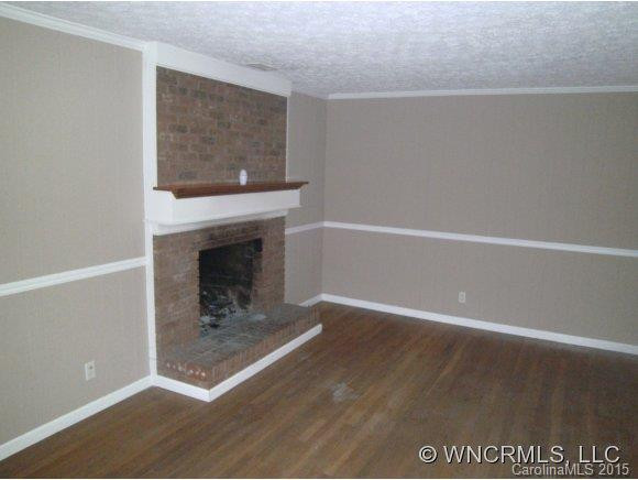 270 Country Club Circle - Photo 3