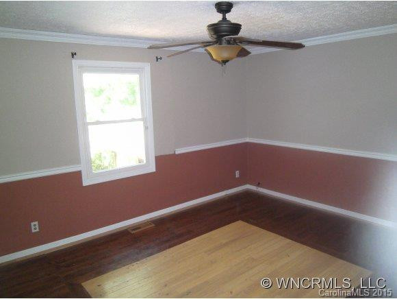 270 Country Club Circle - Photo 6