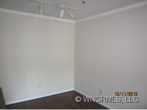 300 Vista Lake Dr #201 - Photo 5