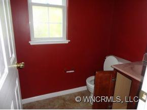 25 Birkshire Way - Photo 7