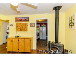 322 Riverview Drive - Photo 4