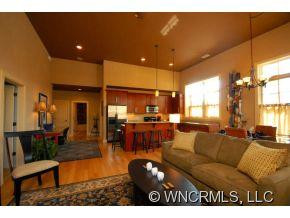 190 Broadway Street Unit 403 - Photo 7
