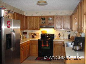 2 Shadowbrook Lane - Photo 6