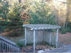 2 Shadowbrook Lane - Photo 9