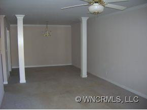 121 Carpenter Lane - Photo 2