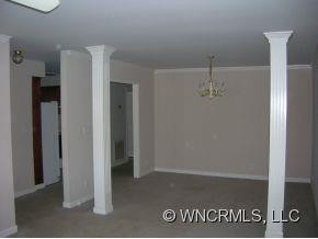 121 Carpenter Lane - Photo 3