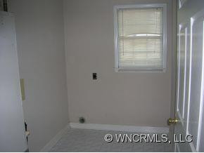121 Carpenter Lane - Photo 7
