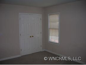 121 Carpenter Lane - Photo 10