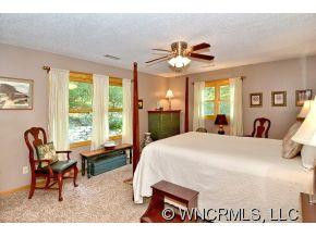 227 E Poplar Drive - Photo 11