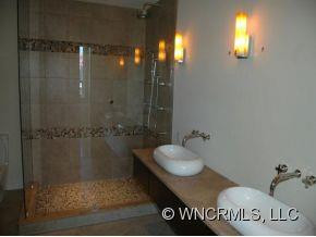 12 S. LEXINGTON AVE. U-600 - Photo 7