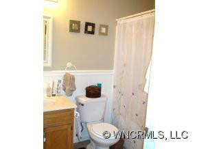 111 Ashwood Lane - Photo 17