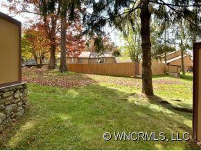 105 COLONY DR. - Photo 8