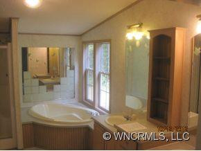  - Photo 11