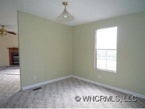 114 Holly Tree Circle - Photo 4