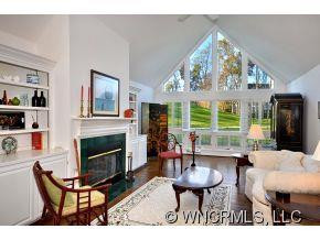 128 Broadmoor Drive - Photo 3