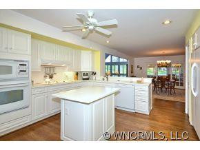 128 Broadmoor Drive - Photo 6