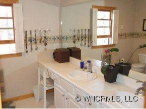 157 RHODODENDRON PARK ROAD - Photo 12