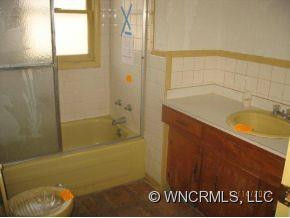 270 Cold Creek Rd - Photo 5