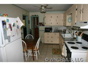 304 Island Creek Road - Photo 2