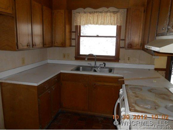 119 Candler Drive - Photo 2