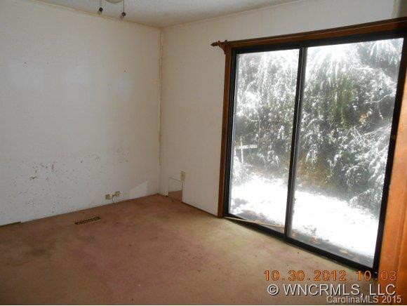 119 Candler Drive - Photo 5