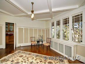 63 MACON AVENUE - Photo 6