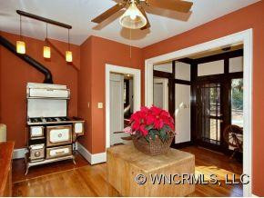 63 MACON AVENUE - Photo 9