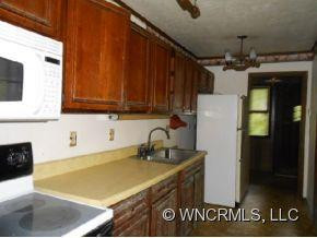 747 Locust Drive - Photo 5