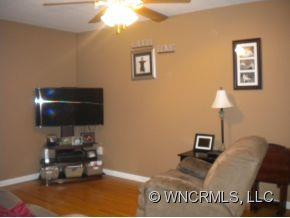 957 Piney Knob Road - Photo 4